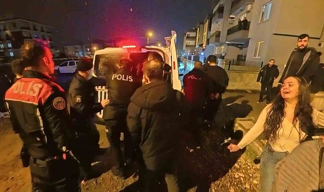 Komşuların gürültü tartışması tabanca ve bıçaklı kavgaya dönüştü: 7 gözaltı