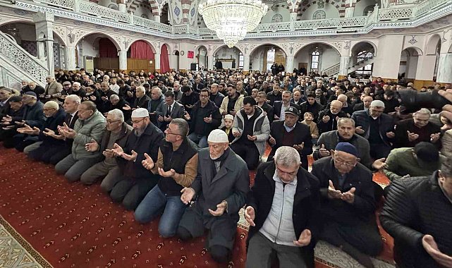 Kulu'da Bayram Namazı coşkusu