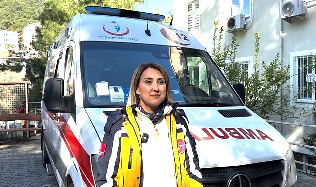 Marmaris'in tek kadın ambulans sürücüsü Fatma Nur Uçar: "Önceliğimiz hayat kurtarmak"