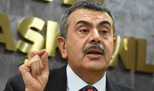 Milli Eğitim Bakanı Tekin: "CHP'de olanları seyretmekten ülkem adına utanıyorum"