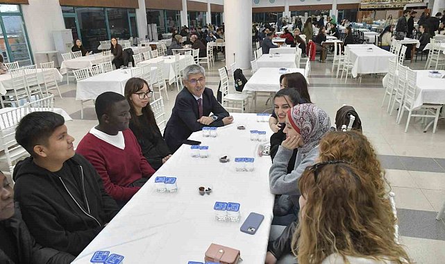 MSKÜ'de öğrenciler ve personel iftar sofrasında bir araya geldi