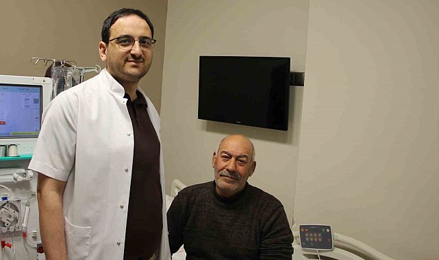 Nefroloji Uzmanı Genç: "Böbrek rahatsızlıkları, önlem alınmadığında hayati risk taşır"