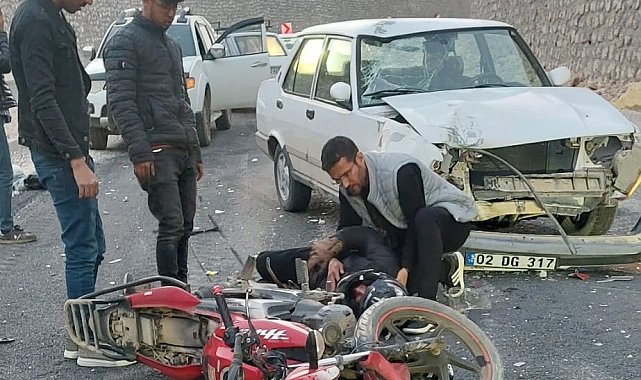 Otomobil ile motosiklet kafa kafaya çarpıştı: 1 yaralı