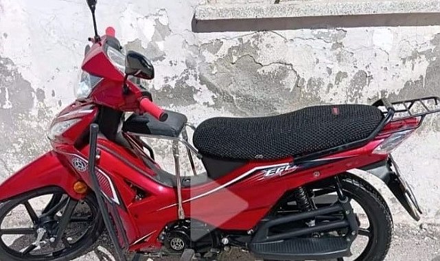 Park halindeki motosiklet çalındı