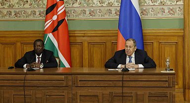 Rusya Dışişleri Bakanı Lavrov; "İran'ı bir günde fethetmeyi planlayanlar ne kadar yanıldıklarını anlamaya başladı"