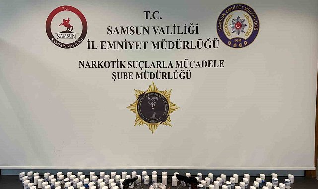Samsun'da yatak odasında ve araçta uyuşturucu ele geçirildi