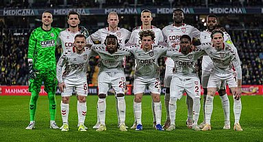 Samsunspor: "Tartışmalı hakem kararları geceye damga vurdu, mücadelemiz görmezden gelindi"