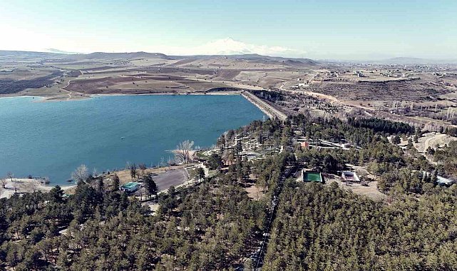 Sarımsaklı Barajı Mesire Alanı, yenilenen yüzüyle vatandaşların ziyaretini bekliyor