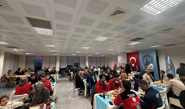 Şırnak Şerafettin Elçi Havalimanı personeli iftar sofrasında buluştu