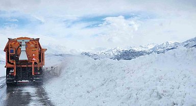 Tunceli'de 4 köy yolunda çalışmalar sürüyor