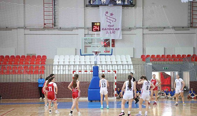 U18 Kızlar Basketbol Anadolu Şampiyonası Beyaz Grup Uşak'ta tamamlandı