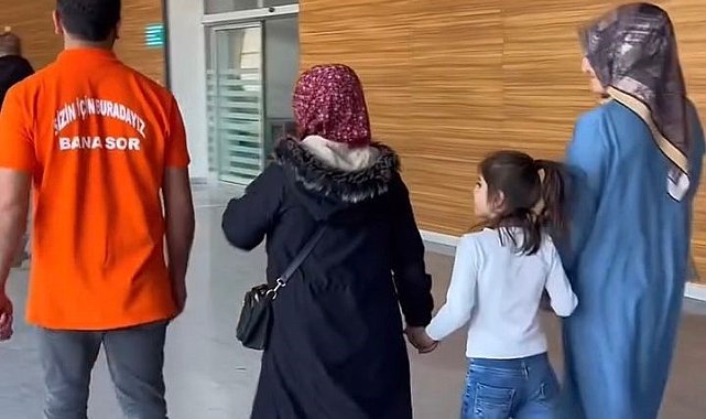 Van'da "Bana Sor" ekipleri hastanede göreve başladı