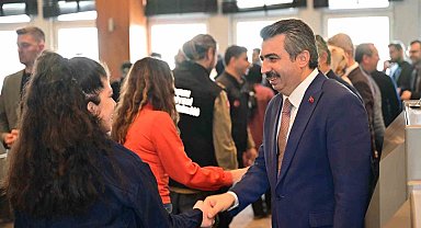 Yıldırım Belediye Başkanı Yılmaz, çalışanlarla bayramlaştı