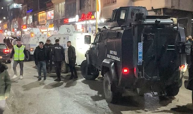 Yüksekova'da taşlı sopalı kavga: 1'i polis 2 yaralı