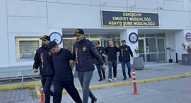 1 kişinin öldüğü ve 1 kişinin de yaralandığı olayla ilgili yakalanan 3 şüpheli adliyeye sevk edildi