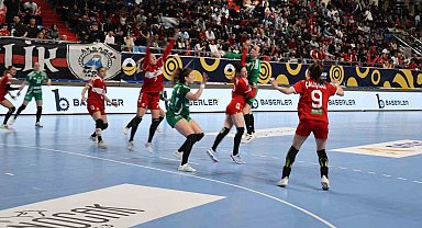 A Milli Kadın Hentbol Takımı Macaristan'a 42-23 mağlup oldu