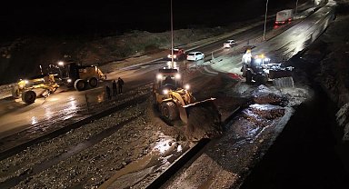 Adıyaman'da şiddetli yağış heyelana neden oldu