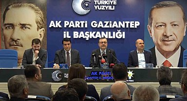 AK Parti'den CHP'ye mehter tepkisi