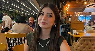 Alev alan otomobilde hayatını kaybeden 25 yaşındaki doktor son yolculuğuna uğurlandı