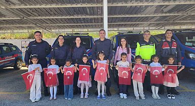 Aliağa'da, minik öğrenciler Jandarmayı yakından tanıdı