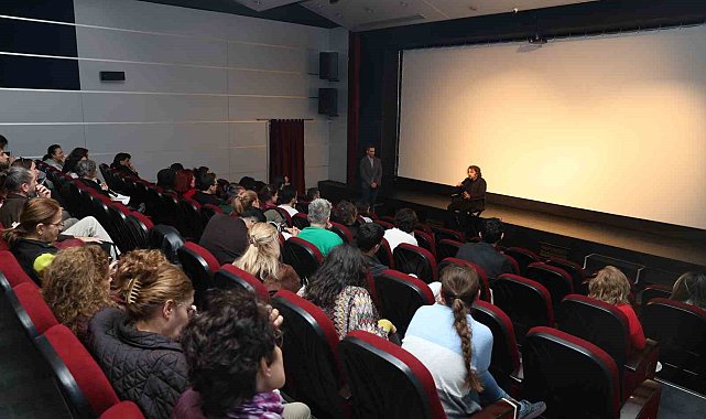 Altın Portakallı yönetmen Seyfettin Tokmak Nilüferlilerle buluştu