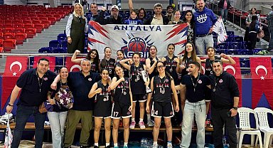 Antalya Gelişim Spor Kulübü, U14 Kızlar Türkiye Şampiyonası'nda ikinci oldu