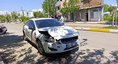 Aracın önünü keserek sürücüyü darp ettiler