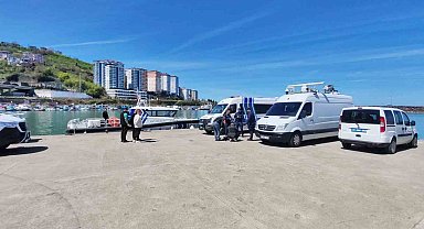 Araklı'da kayıp genç için denizde arama çalışmaları yoğunlaştırıldı