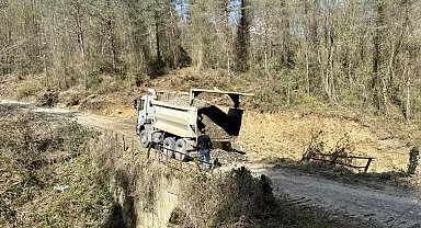 Ayancık'ta heyelan sonrası yol güvenliği yeniden sağlandı