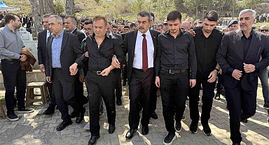 Ayla öğretmenin eşi: "Gurur duyuyorum, buraya ev yaptıracaktık, cenazesi geldi"