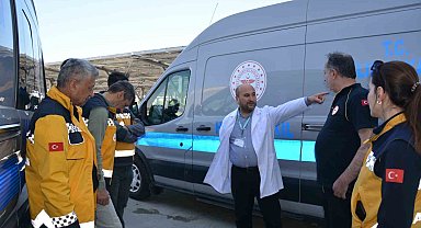 Bafra Devlet Hastanesi'nden hasta naklinde örnek hizmet: 2025'te 3 bin 984 kişiye ulaşıldı