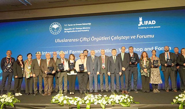 Bakan Yumaklı'dan zirai don açıklaması: "Geneli itibarıyla bir zirai don hadisesi yaşanmadı"