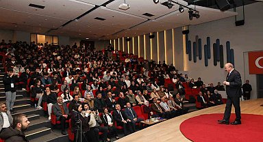 Başkan Özlü gençlere hem kariyer sırlarını hem de yeni hayalini anlattı
