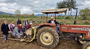 Başkan Pütün tütün sezonun başlamasıyla birlikte üreticiyle tarlada buluştu