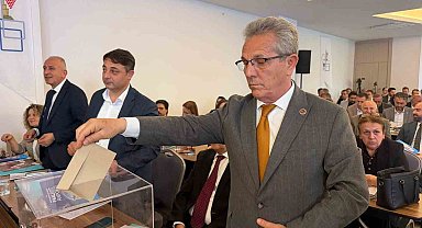 Başkan Tetik Ege Belediyeler Birliği encümen üyeliğine yeniden seçildi