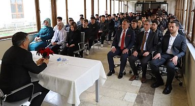 Bayburt Lisesi öğrencilerine kariyer tavsiyeleri verildi