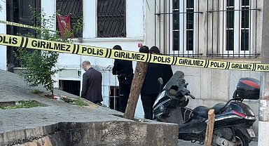 Beyoğlu'nda bir kişi apartman dairesinde ölü bulundu