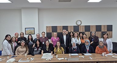 Bilecik'te 'Ebeler Haftası' kapsamında buluşma