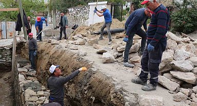 Bozdoğan Belediyesi Alamut Mahallesi'nde taş duvar çalışmasını tamamladı