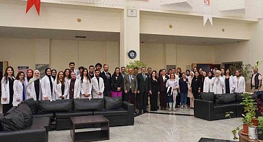 BŞEÜ'de Beyaz Önlük Giyme Töreni coşkuyla gerçekleşti