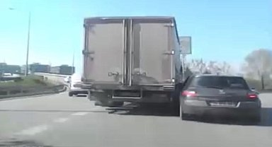 Bursa'da aynı noktada peş peşe kazalar