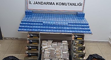 Bursa'da kaçak tütün operasyonu: On binlerce makaron ve sigara ele geçirildi