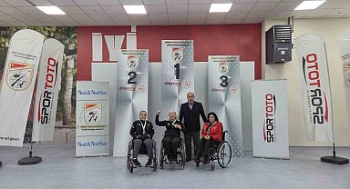 Bursa'nın gururu Aysel Özgan'dan altın madalya