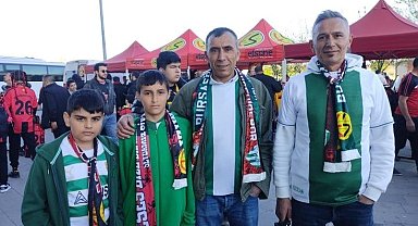 Bursasporlu taraftardan Eskişehirspor'a destek