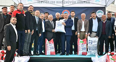 Çiftçiye 360 ton tohum dağıtıldı