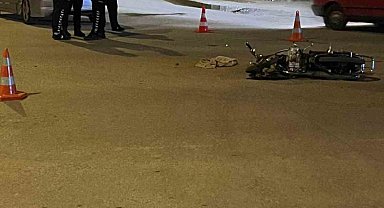 Çorum'da otomobil ile motosiklet çarpıştı: 1 yaralı