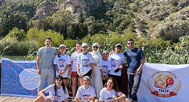 Dalyan'da masa tenisi doğayla buluştu