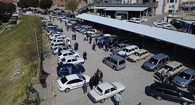 Demirci 2. El Oto Pazarı kapılarını açtı