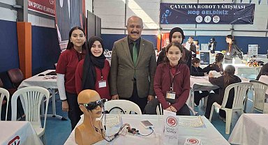 Devrekli öğrenciler robot yarışmasında birinci oldular