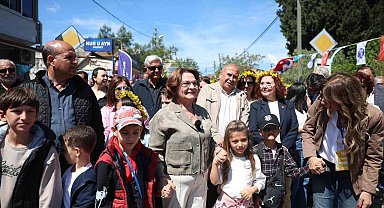 Didim'de 2. Ege Lezzetleri Festivali zengin tatlarıyla başladı
